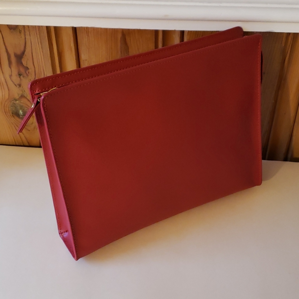 NWOT Neiman Marcus cosmetic/stationary pouch